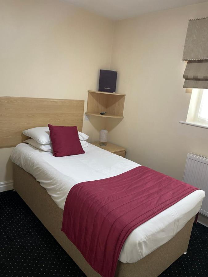 Kings Croft Hotel Pontefract Exteriör bild
