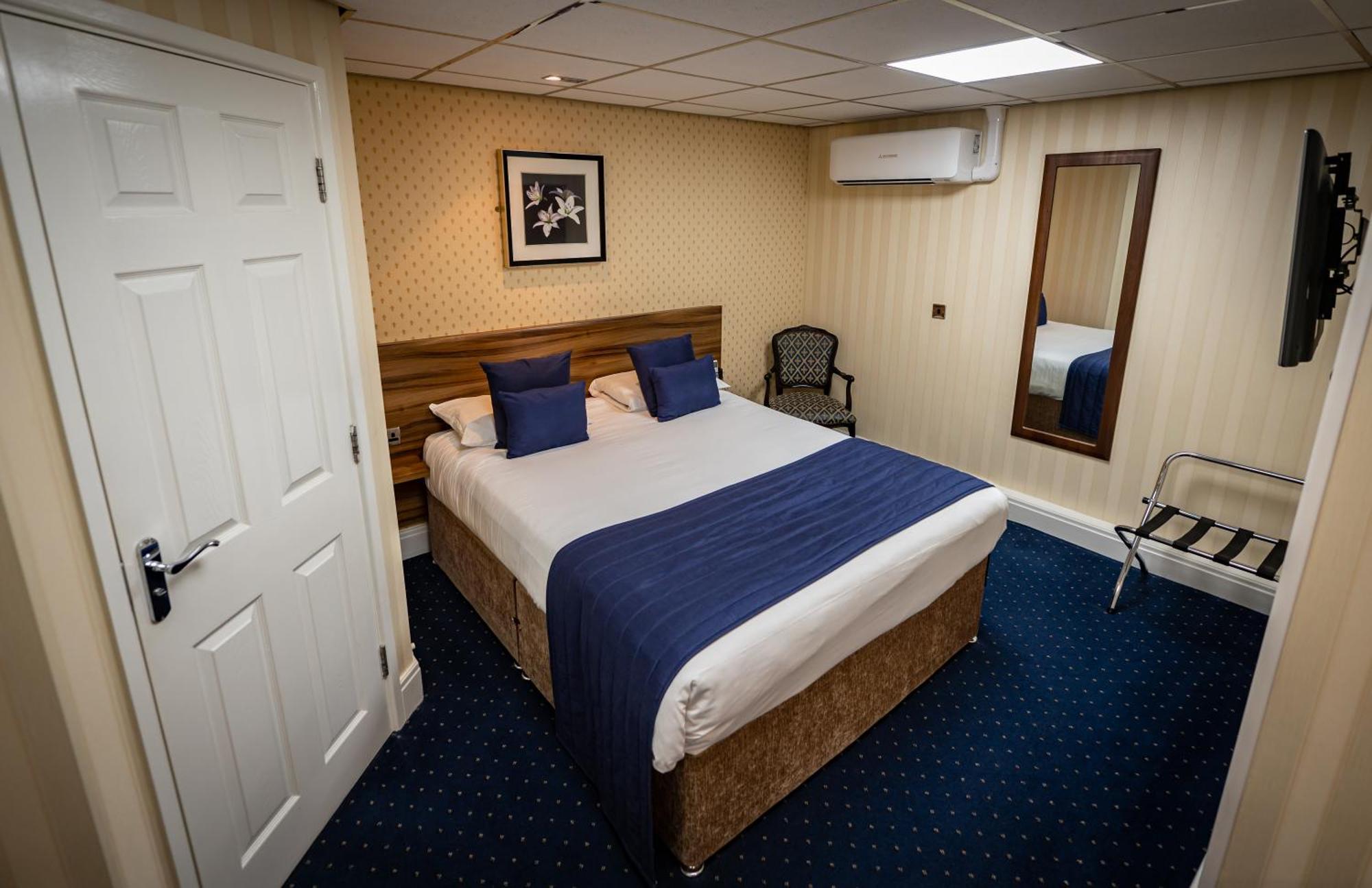 Kings Croft Hotel Pontefract Exteriör bild