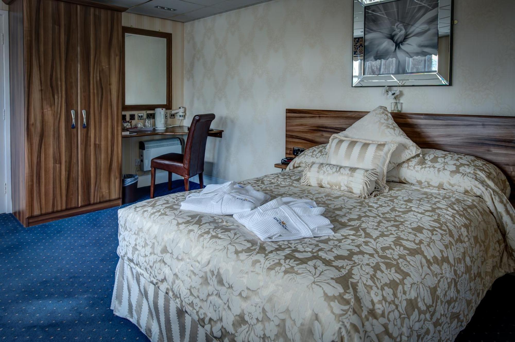 Kings Croft Hotel Pontefract Exteriör bild