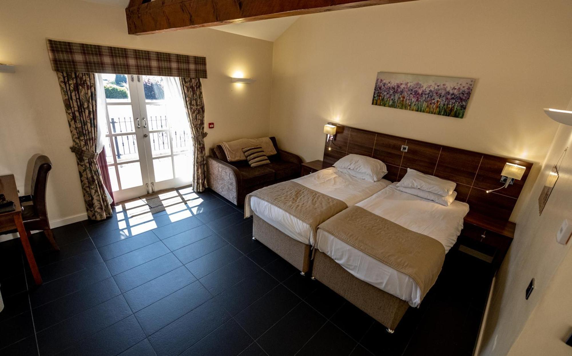 Kings Croft Hotel Pontefract Exteriör bild